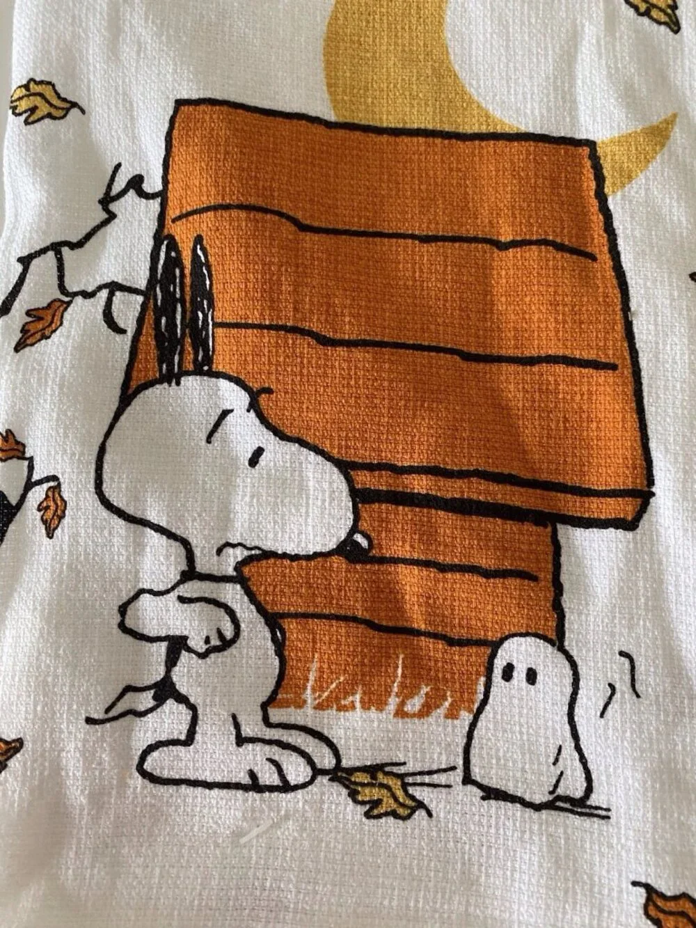 2 Pack Peanuts Snoopy Halloween Kitchen Towels 18” X 28” Ghost Doghouse NEW